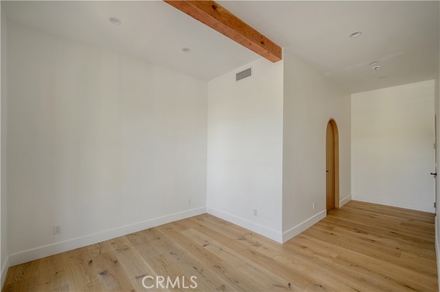 811 Maltman Avenue, Los Angeles CA: https://media.crmls.org/medias/19de67f5-9bdc-4a7c-b2ea-9ea26342b25d.jpg