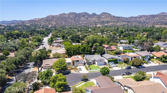 Detail Gallery Image 8 of 72 For 9915 Nevada Ave, Chatsworth,  CA 91311 - 5 Beds | 4 Baths