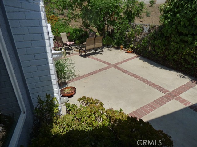 5650 Lake Lindero Drive, Agoura Hills CA: https://media.crmls.org/medias/19dec8ac-9341-4c47-b042-5d132adf2570.jpg