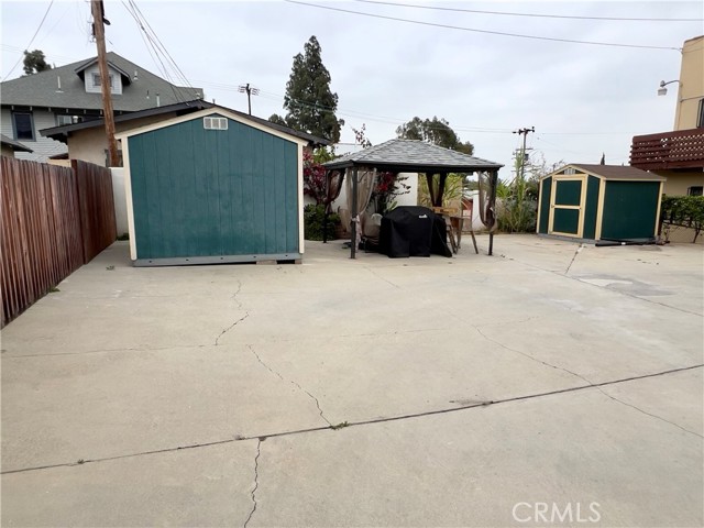 1830 Roosevelt Avenue, Los Angeles, California 90006, 3 Bedrooms Bedrooms, ,1 BathroomBathrooms,Single Family Residence,For Sale,Roosevelt,DW24113842