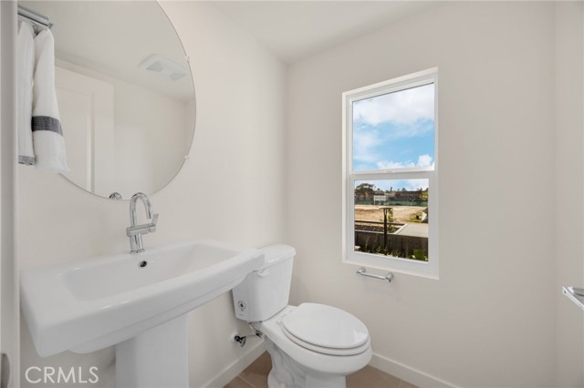 Detail Gallery Image 23 of 62 For 109 S Laxore St #306,  Anaheim,  CA 92804 - 2 Beds | 2/1 Baths