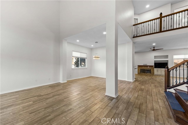 Detail Gallery Image 4 of 34 For 2515 Sweet Rain, Corona,  CA 92881 - 5 Beds | 3 Baths