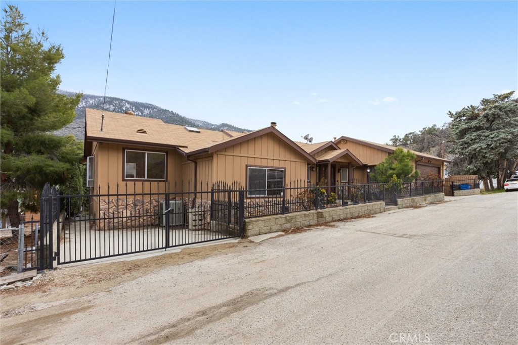 4228 Willow Trail