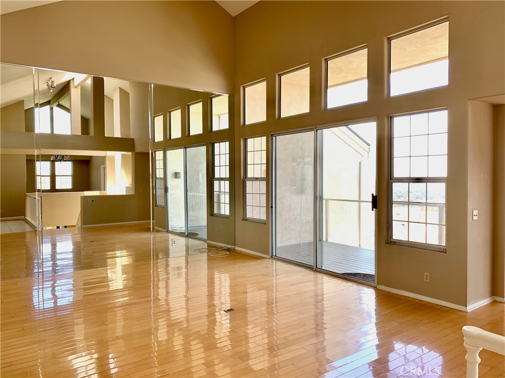 19e174e5 50d4 406d A4a6 7d418fc346b5