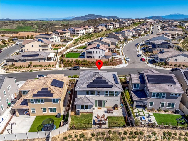 39463 Dayspring Way, Temecula CA: https://media.crmls.org/medias/19e18f9a-c261-45c1-8b6e-4a2905b6991d.jpg