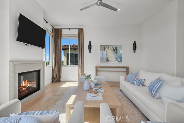 2716 Highland Avenue, Manhattan Beach, California 90266, 3 Bedrooms Bedrooms, ,2 BathroomsBathrooms,Residential,For Sale,Highland,SB25214267