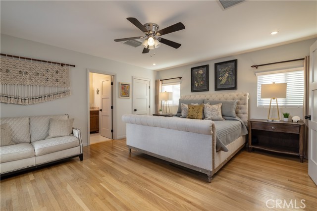 Detail Gallery Image 21 of 33 For 2289 Stearnlee Ave, Long Beach,  CA 90815 - 3 Beds | 3 Baths