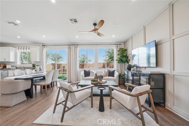 Detail Gallery Image 5 of 52 For 13602 Flying Cloud Way, Victorville,  CA 92394 - 4 Beds | 3 Baths