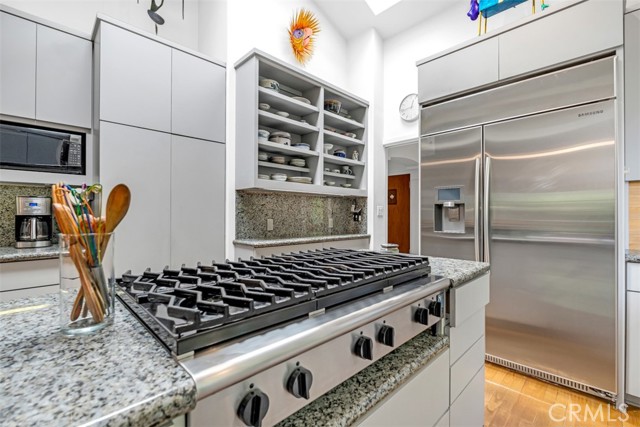 Detail Gallery Image 14 of 41 For 456 Baughman Ave, Claremont,  CA 91711 - 3 Beds | 2 Baths