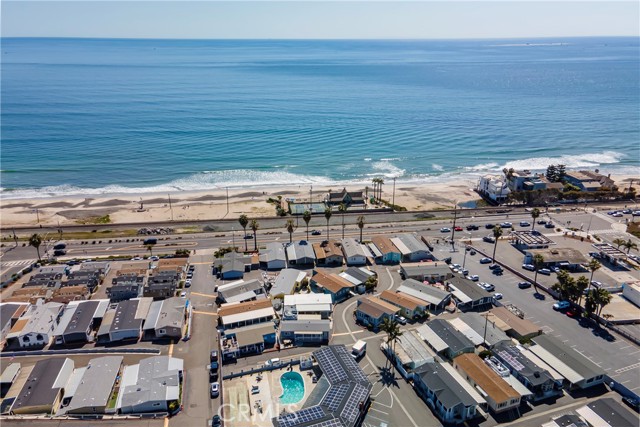 114 Shell Drive, San Clemente CA: https://media.crmls.org/medias/19e35825-b7ca-42b4-88d5-4fe4a232caff.jpg
