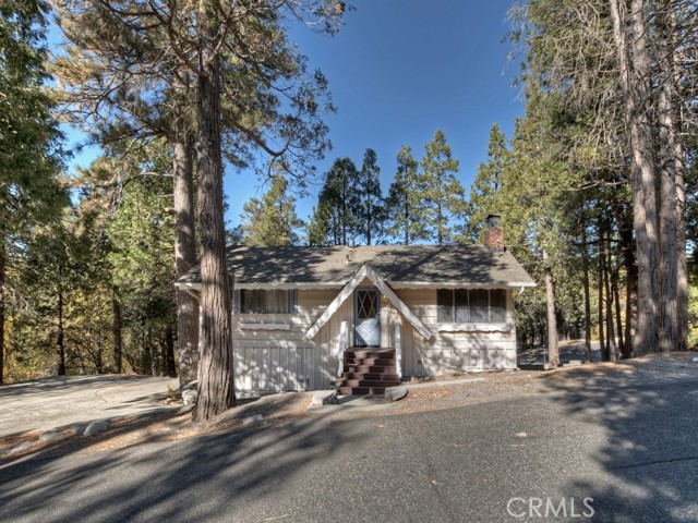 Detail Gallery Image 5 of 39 For 24162 Montreaux Dr, Crestline,  CA 92325 - 3 Beds | 2 Baths