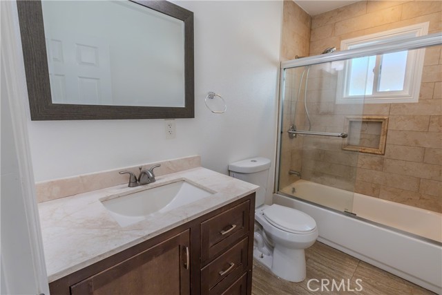 Detail Gallery Image 14 of 34 For 11969 Burton St, North Hollywood,  CA 91605 - 3 Beds | 2 Baths