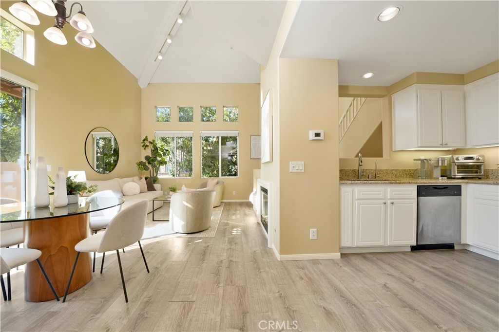 19E50F09 B32B 4193 86Cd E3B330E36F1B 2641 Dunstan Drive, Tustin, Ca 92782 &Lt;Span Style='BackgroundColor:transparent;Padding:0Px;'&Gt; &Lt;Small&Gt; &Lt;I&Gt; &Lt;/I&Gt; &Lt;/Small&Gt;&Lt;/Span&Gt;