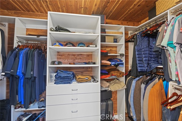 Detail Gallery Image 30 of 47 For 6128 Avalon Ct, Long Beach,  CA 90803 - 4 Beds | 3 Baths