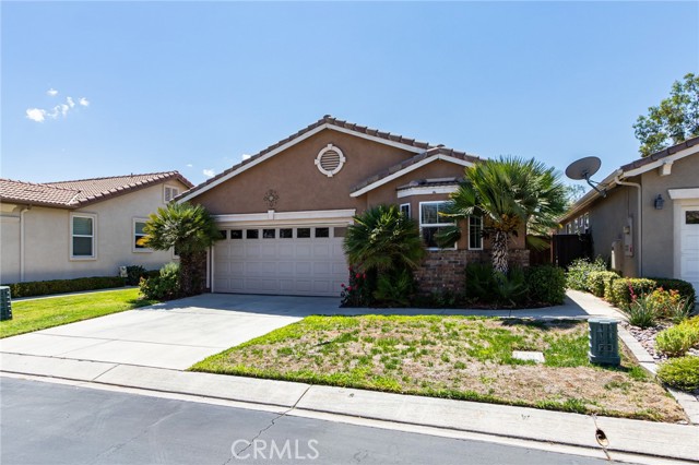 Detail Gallery Image 2 of 44 For 7705 Couples Way, Hemet,  CA 92545 - 3 Beds | 2 Baths