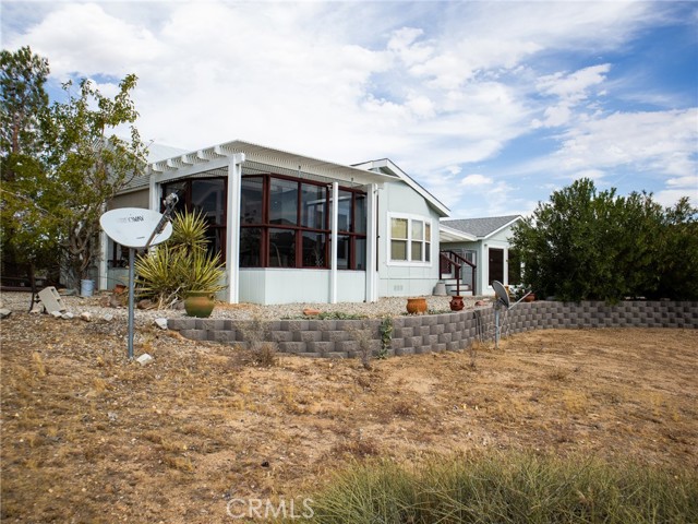 54850 Saratoga Road, Yucca Valley CA: https://media.crmls.org/medias/19e660e8-3383-41ec-9a9c-3b2f2f279de8.jpg