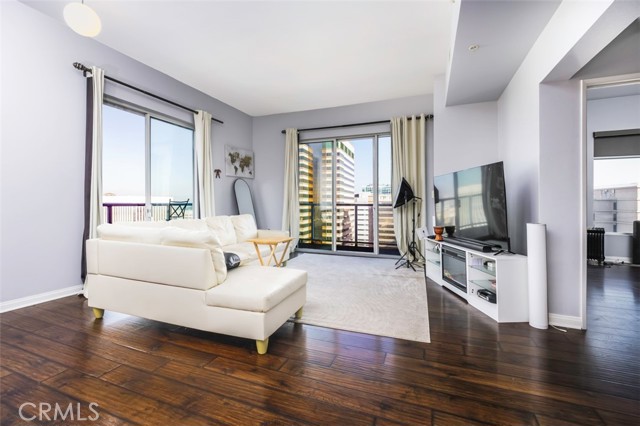 Detail Gallery Image 3 of 31 For 388 E Ocean #1614,  Long Beach,  CA 90802 - 2 Beds | 2 Baths