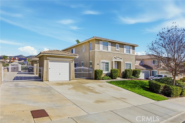 Detail Gallery Image 2 of 45 For 23634 Saratoga Springs, Murrieta,  CA 92562 - 4 Beds | 3 Baths