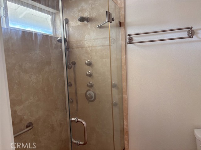 12 Longstreet, Irvine CA: https://media.crmls.org/medias/19e7bf3c-d664-40b3-9aad-b4b8e9934ec5.jpg