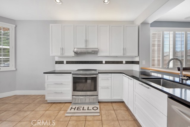 1250 W Avenue H7, Lancaster CA: https://media.crmls.org/medias/19e86722-295d-49fa-8055-8ef93180148c.jpg