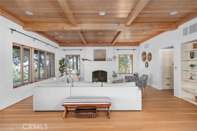 3595 Oak Trail Rd, Santa Ynez CA: https://media.crmls.org/medias/19e8c6b7-199f-4679-8070-598daae49f05.jpg