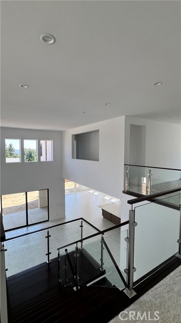 Detail Gallery Image 7 of 9 For 20568 Edgewood Ct, Chatsworth,  CA 91311 - 5 Beds | 6 Baths