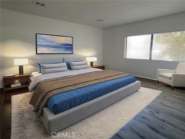 Detail Gallery Image 10 of 14 For 9019 Cedros Ave #1,  Panorama City,  CA 91402 - 2 Beds | 1/1 Baths