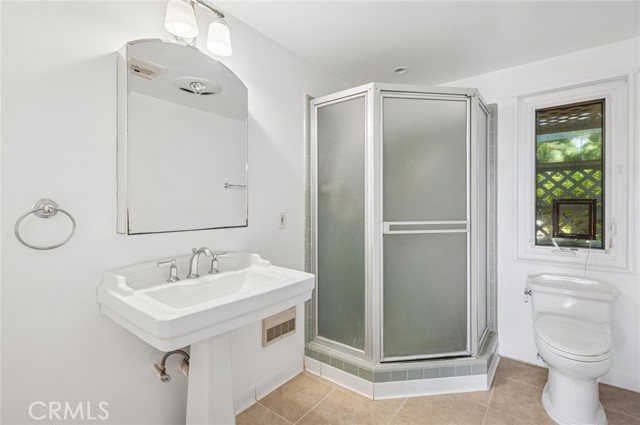 Detail Gallery Image 25 of 40 For 1727 Galatea Ter, Corona Del Mar,  CA 92625 - 3 Beds | 2 Baths