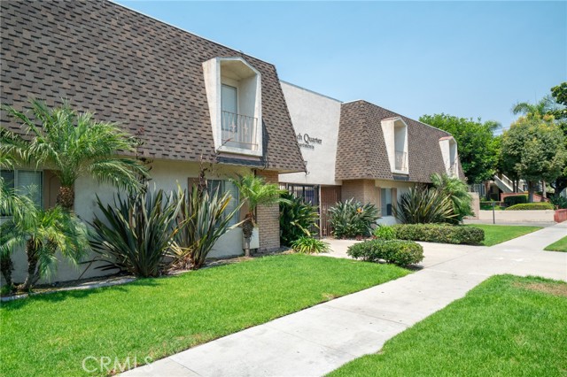 927 S Webster Avenue, Anaheim CA: https://media.crmls.org/medias/19e9a1e1-d297-4b38-a3dd-9a83d38191ad.jpg
