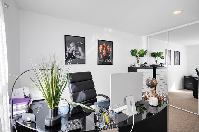 2727 Goldenrain Street, Palmdale CA: https://media.crmls.org/medias/19e9a503-c7b9-4c2d-8774-eaf77ce99ed6.jpg