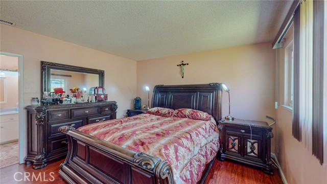 Detail Gallery Image 11 of 52 For 9291 Pico Vista Rd, Downey,  CA 90240 - 3 Beds | 2 Baths