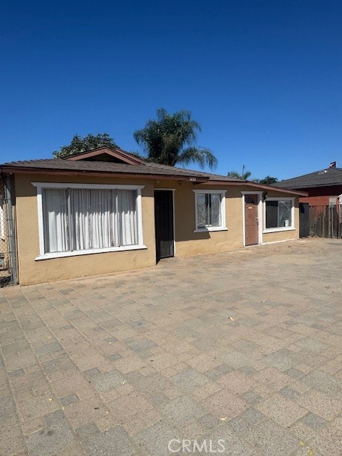 1053 Sixth St, Norco CA: https://media.crmls.org/medias/19ead73d-cc36-42c1-9656-2a78e8d1f614.jpg