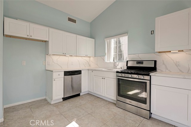 Image 34 of 50 For 6648 Gaviota Avenue