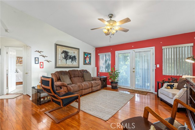 Detail Gallery Image 12 of 36 For 5528 Elmwood Rd, San Bernardino,  CA 92404 - 3 Beds | 2 Baths