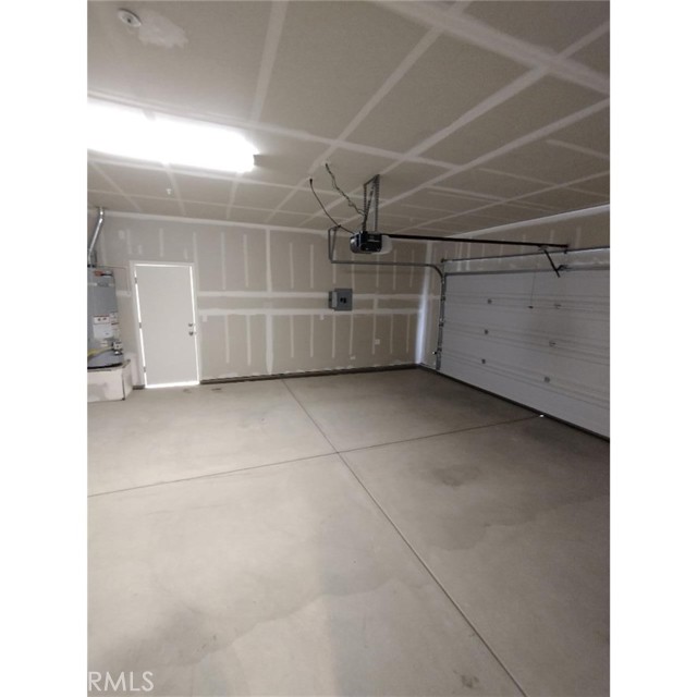 Detail Gallery Image 17 of 17 For 3414 N Oakwood St, Visalia,  CA 93291 - 3 Beds | 2 Baths