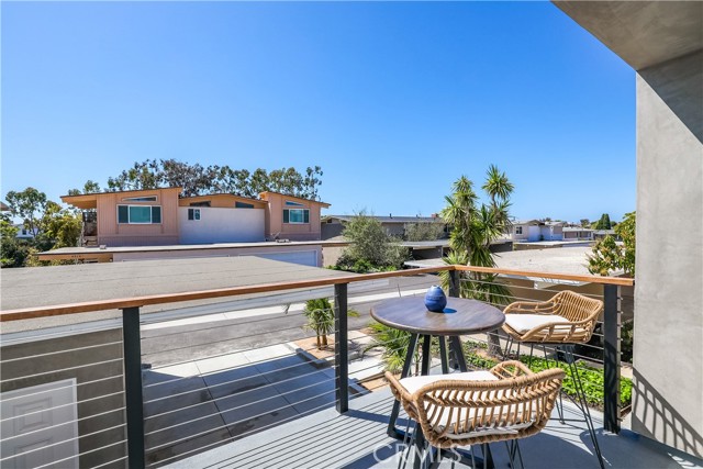 Detail Gallery Image 23 of 34 For 444 Seaward, Corona Del Mar,  CA 92625 - 2 Beds | 1/1 Baths