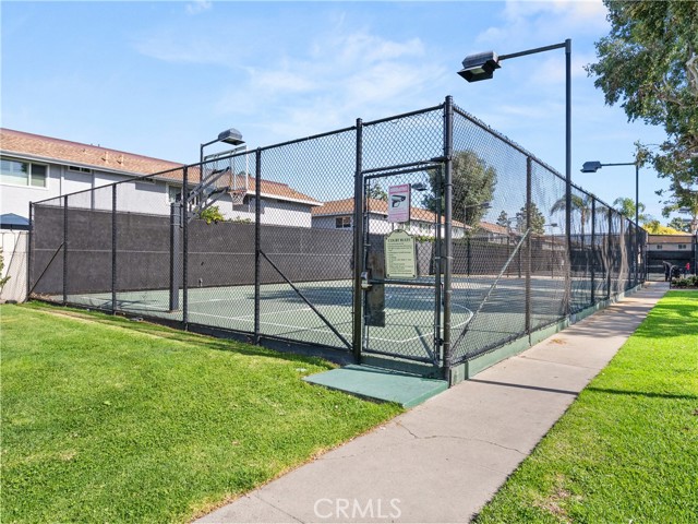 Detail Gallery Image 39 of 46 For 19905 Keswick, Huntington Beach,  CA 92646 - 3 Beds | 2/1 Baths