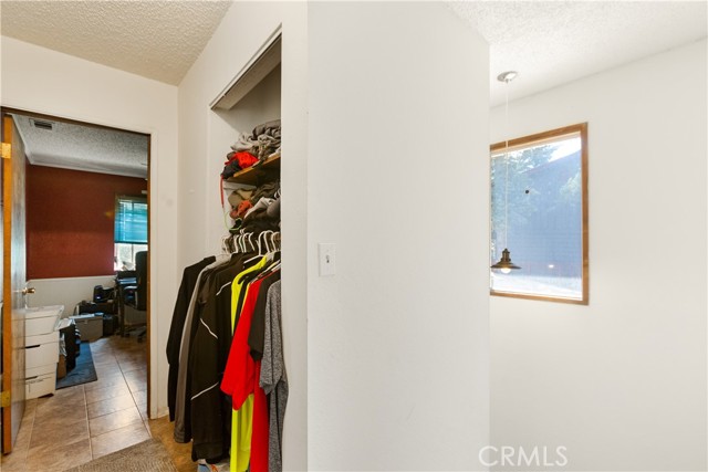 Detail Gallery Image 27 of 37 For 26303 Jacqueline Rd, Twin Peaks,  CA 92391 - 4 Beds | 2 Baths