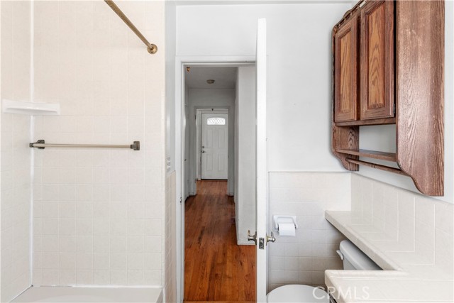 13303 Judah Avenue, Hawthorne CA: https://media.crmls.org/medias/19ed7767-2123-44b0-8cb4-58e92500eeed.jpg