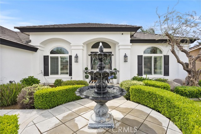 Detail Gallery Image 10 of 55 For 11605 Yarborough, Bakersfield,  CA 93312 - 5 Beds | 2/1 Baths