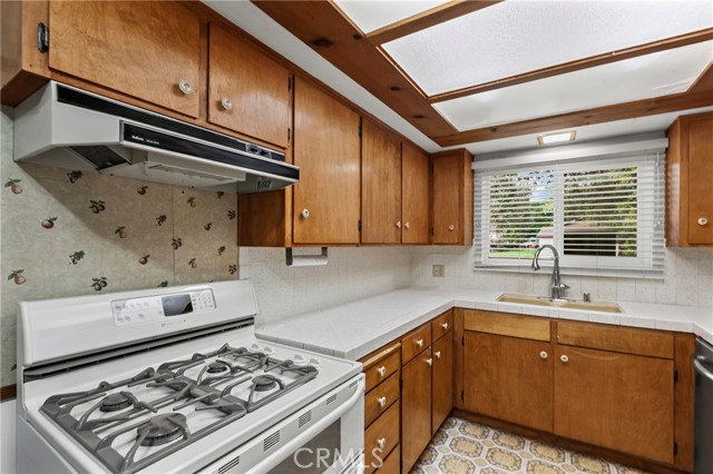 Detail Gallery Image 9 of 24 For 4470 Cayucos Ave, Atascadero,  CA 93422 - 3 Beds | 2 Baths