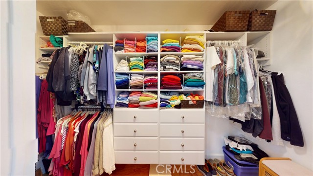 524 S Rancho Simi Drive, Covina CA: https://media.crmls.org/medias/19ee5090-ab78-4332-a740-d7bf5c452126.jpg