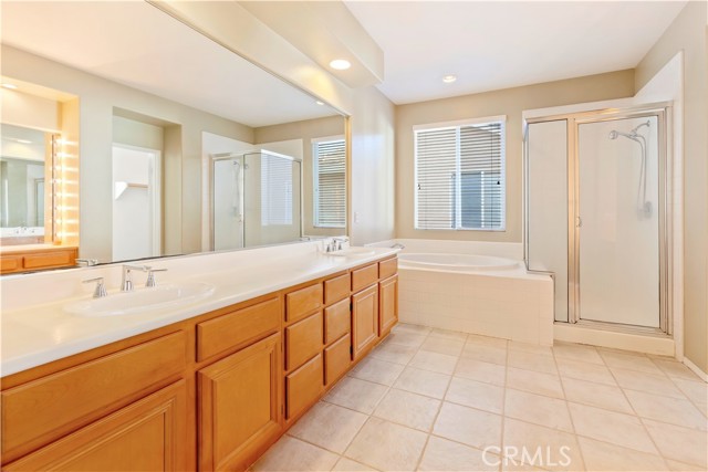 Detail Gallery Image 9 of 15 For 37 Mount Vernon, Irvine,  CA 92620 - 4 Beds | 2/1 Baths