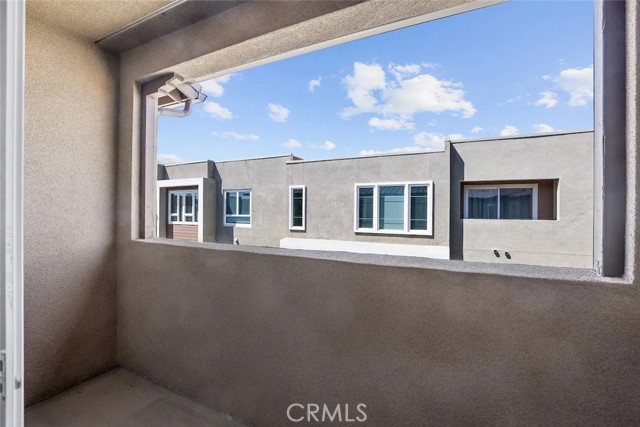 Detail Gallery Image 10 of 28 For 985 Doheny Way, Dana Point,  CA 92629 - 2 Beds | 2/1 Baths