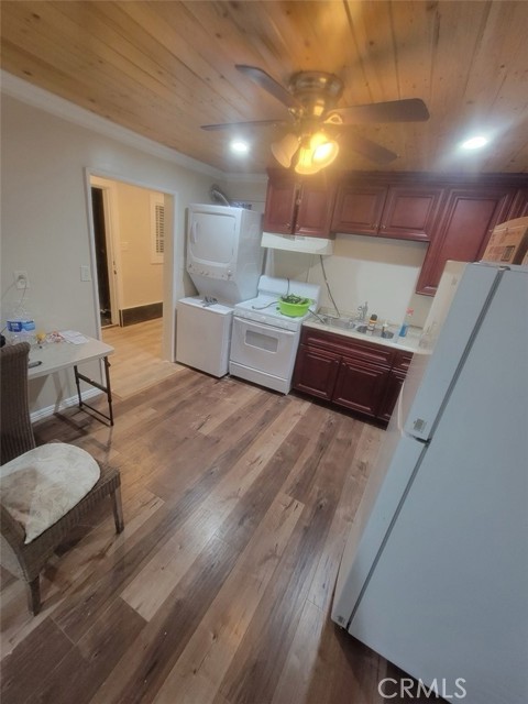 Detail Gallery Image 4 of 10 For 1011 1/2 San Pascual Ave, Los Angeles,  CA 90042 - 1 Beds | 1 Baths