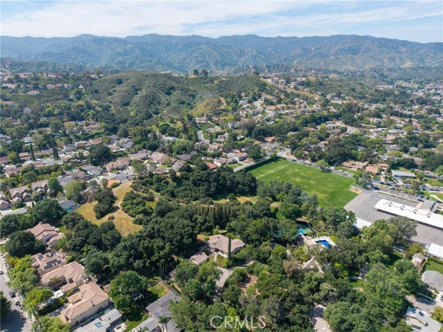 Detail Gallery Image 8 of 47 For 23428 Oakrun Ln, Newhall,  CA 91321 - 4 Beds | 3 Baths