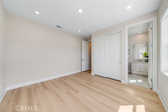 211 Wild Flower, Lake Forest CA: https://media.crmls.org/medias/19f1aaff-cef9-4714-82e6-3ebde26c1971.jpg