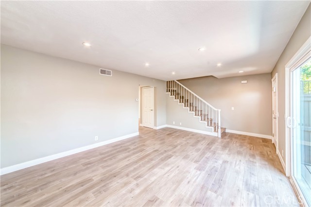 Detail Gallery Image 12 of 28 For 8132 Keith Grn, Buena Park,  CA 90621 - 3 Beds | 2/1 Baths
