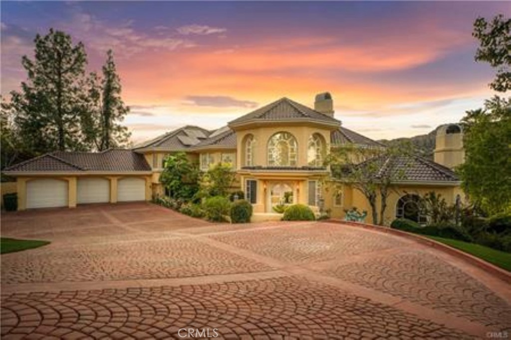 22537 N Summit Ridge Circle