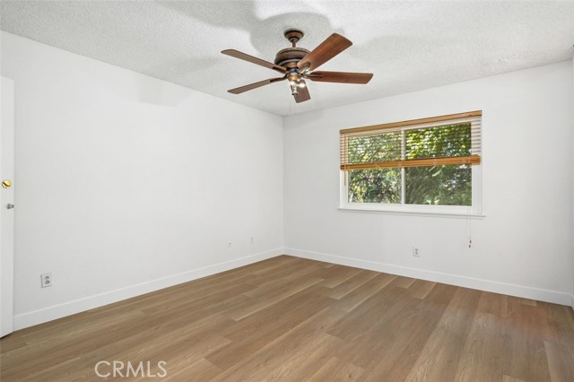 28862 Conejo View Drive, Agoura Hills CA: https://media.crmls.org/medias/19f2a577-7bb7-4adb-89cc-f712487ad586.jpg